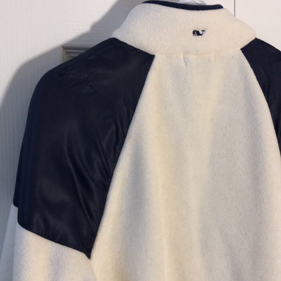 Vineyard Vines fleece - Picture 7 of 9